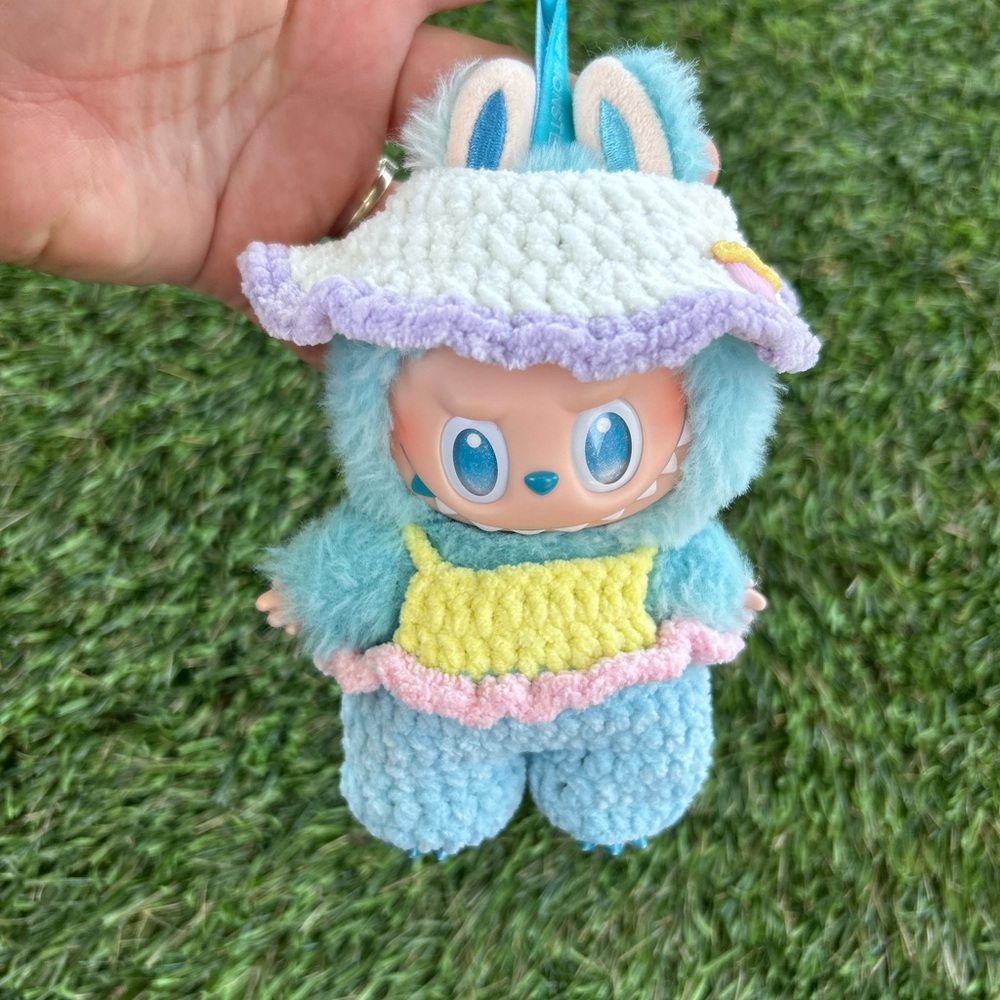 Labubu Clothes - Picture 4 of 6